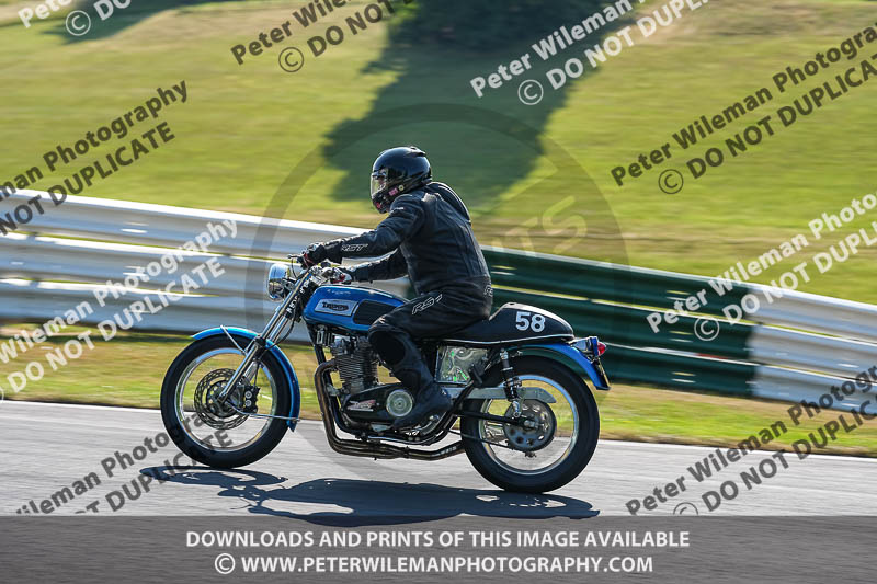 cadwell park;cadwell park photographs;cadwell trackday photographs;enduro digital images;event digital images;eventdigitalimages;peter wileman photography;racing digital images;trackday digital images;trackday photos